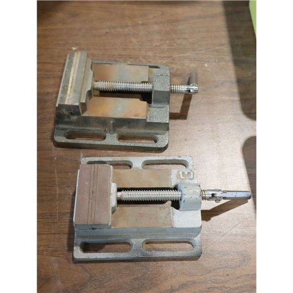 LOT DE 2 ÉTAUX (3" & 4")