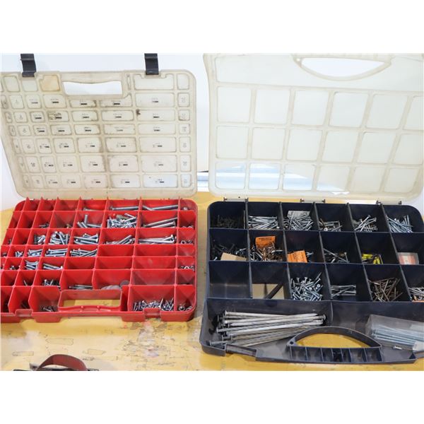 LOT DE QUINCAILLERIES ASST