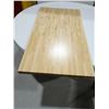 Image 2 : DESSU DE TABLE EN BOIS 4'x2'