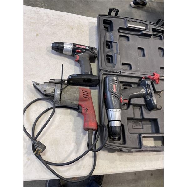 MILWAUKEE METAL SHEAR - NEEDS BLADE, AND 2 CRAFTSMAN DRILLS - NO BATTERIES, ALL WORKING