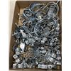 Image 2 : 2 INCH COUPLINGS AND 2-1/2 INCH CONNECTORS, AND ASSORTED STRUT STRAPS