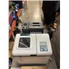 Image 3 : BREADMAKER, HANDHELD STEAMER, HUMIDIFIER