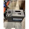 Image 4 : BREADMAKER, HANDHELD STEAMER, HUMIDIFIER