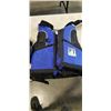 Image 3 : BODY GLOVE KAYAK LIFE VEST AND HOCKEY GEAR