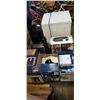 Image 1 : PALLET OF DEFECTIVE STORE RETURNS