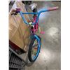 Image 2 : HELLO KITTY YOUTH BIKE