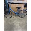 Image 1 : VINTAGE APOLLO STEP THRU BIKE