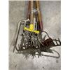 Image 2 : BUNDLE OF GARDEN TOOLS