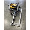 Image 2 : DEWALT TILE SAW