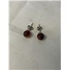 Image 2 : 925 STERLING SILVER CHAIN W/ GENUINE AMBER PENDANT NECKLACE AND PAIR OF AMBER STUD EARRINGS