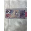 Image 2 : MINT 2001 CANADIAN $10 BILL WITH REMEMBRANCE DAY ON BACK