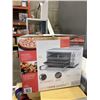 Image 2 : BLACK AND DECKER TOASTER OVEN