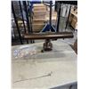 Image 2 : ANTIQUE DESK LAMP AND VINTAGE AMERICAN HOME AND LIVING MAGAZINES, PEALR AND STONE NECLASES ETC