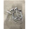 Image 2 : 2 APPLE EARPODS WITH LIGHTNING CONNECTOR - TESTED WORKING