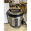Image 2 : BREVILLE PIE MAKER, MIDEA INSTANT COOKER AND ASSORTED ELECTRONICS