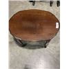 Image 1 : VINTAGE HEIRLOOM FURNITURE OVAL SIDE TABLE