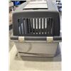 Image 2 : PLASTIC DOG KENNEL