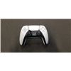 Image 2 : PS5 WHITE DUALSENSE WIRELESS CONTROLLER - TESTED WORKING, RETAIL $94