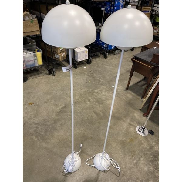 2 WHITE METAL FLOOR LAMPS