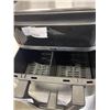 Image 2 : BELLA PRO 8.5L FLEX ZONE AIR FRYER - TESTED WORKING, RETAIL $349