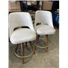 Image 2 : 2 WHITE LEATHER SWIVEL BAR STOOLS