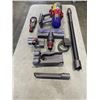 Image 2 : DYSON CYCLONE V10 MOTORHEAD CORDLESS VACUUM WITH ACCESSORIES, WORKING