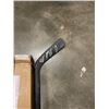 Image 2 : DOCAPOLE 12FT EXTENSION POLE AND VIC HOCKEY STICK