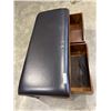 Image 2 : LEATHER TOP BENCH WITH STORAGE DRAWERS