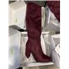 Image 2 : 6 NEW PAIRS OF WOMENS SHOES AND BOOTS, ALL SIZE 7.5 AND 10