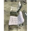 Image 2 : SET OF 4 CAST IRON PATIO CHAIRS