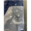 Image 3 : NEW CANUCKS 4XL LIGHTWEIGHT HOODIE