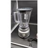 Image 3 : GRAY KITCHENAID ELECTRIC BLENDER WORKING, LOUD, NO LID CAP