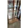 Image 3 : OAK 6FT LEADED GLASS DOOR DISPLAY CABINET WITH LIGHT