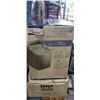 Image 2 : INSIGNIA 26LB PORTABLE ICE MAKER - TESTED WORKING, RETAIL $199