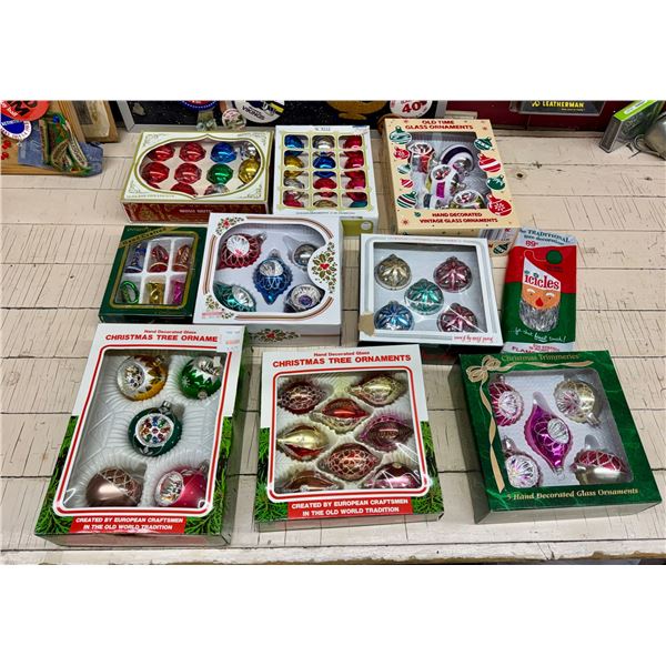 VINTAGE CHRISTMAS ORNAMENTS
