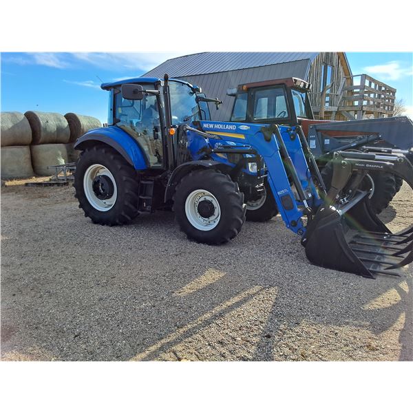 New Holland T5 115 Tractor with Loader & Grapple
