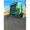Image 3 : John Deere 569 Round Baler