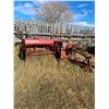 Image 2 : Massey Ferguson model 9 Square Baler