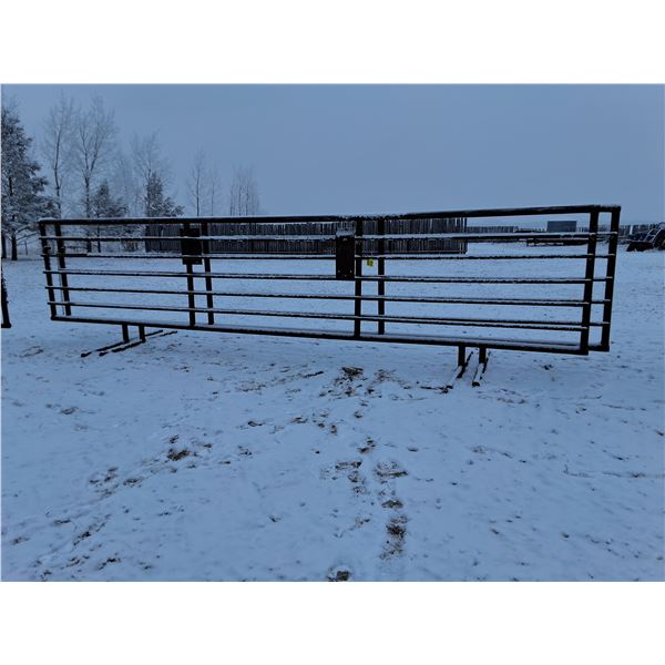 2x Bid Price, 24ft Standing Panels