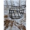 Image 1 : 9 ftRound bale feeder, some damage as is