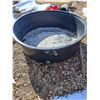 Image 1 : 5' x 2' Water Tank Trough