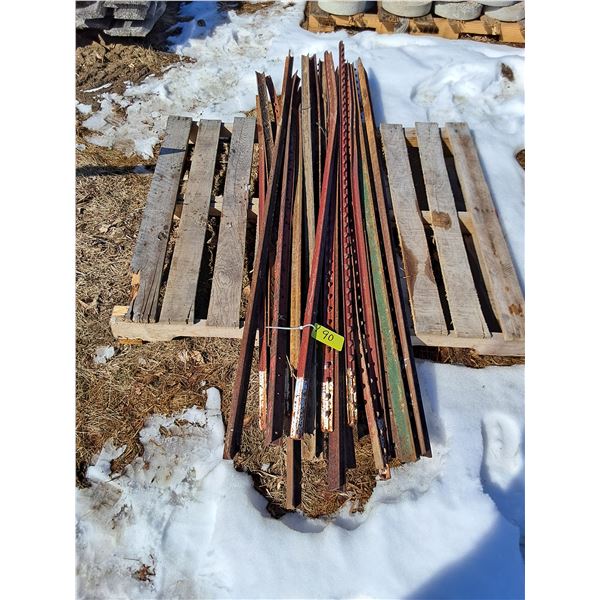 (20) Steel Fence Posts - Assorted Lengths