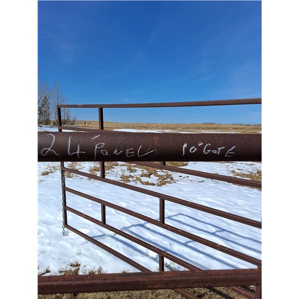 24' Steel Corral Panel w/10' Gate