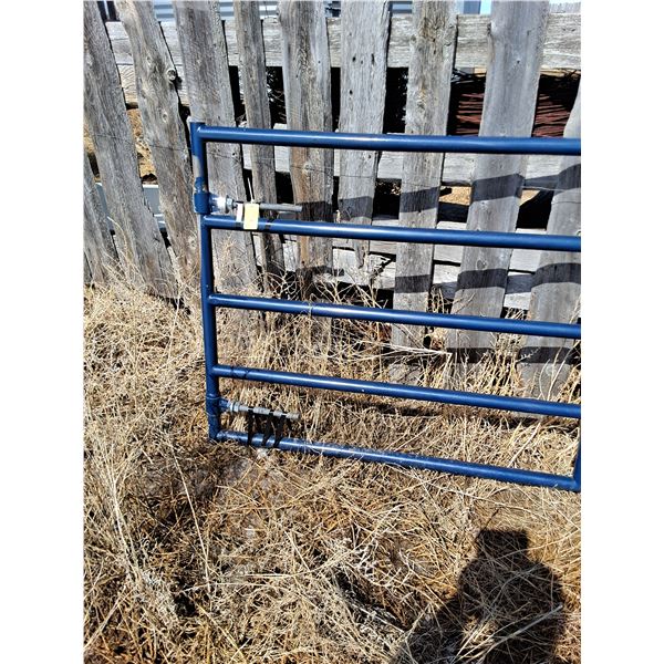 4' x 10' Steel Gate w/Hinges