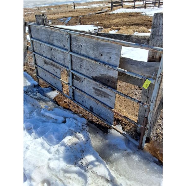 4' x 10' Steel Corral Panel w/Attached Shelter Boards