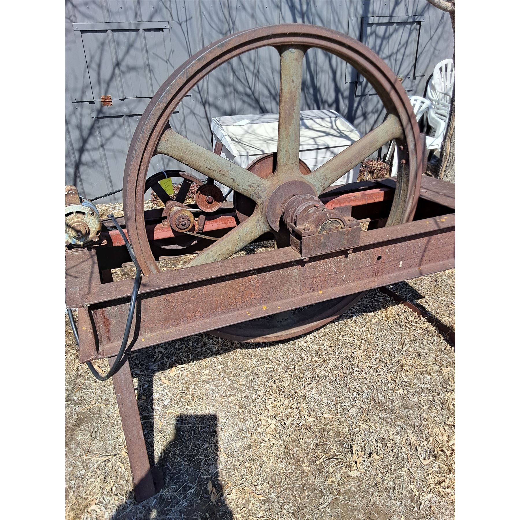 Custom Made Electric Log Splitter with 1/2 Horsepower Motor - Working ...