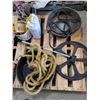 Image 3 : Various Cattleman Supplies & Tie-Downs