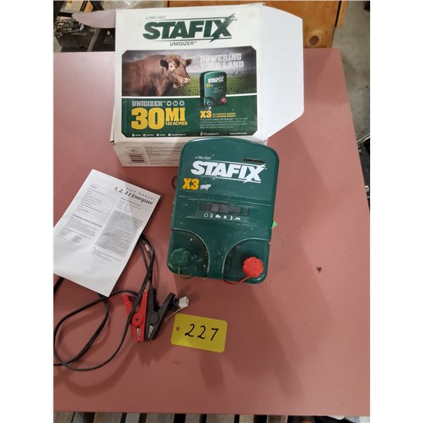 Stafix X3 Electric fencer 12v & 110v