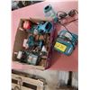 Image 1 : (2) Cordless Makita Impacts with Batteries & Chargers