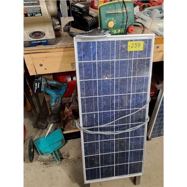 Stafix Electric Fencer with Solar Panel